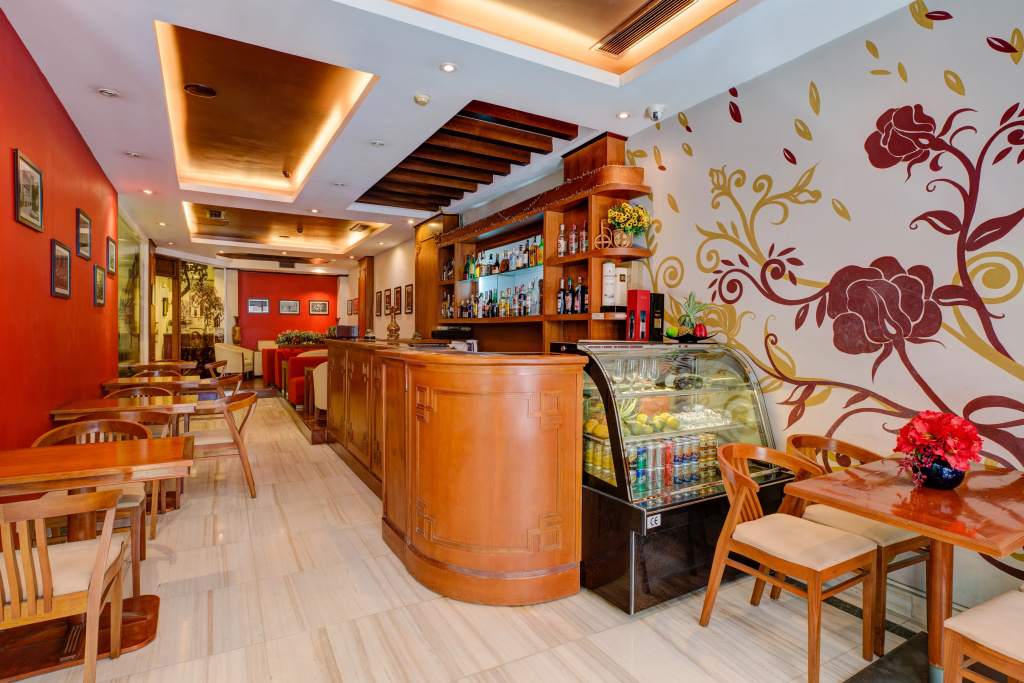 Lobby & Reception