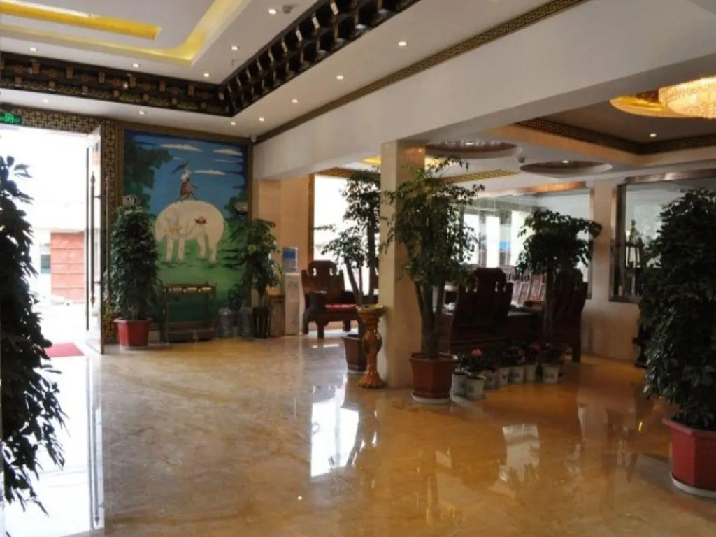 Lobby & Reception