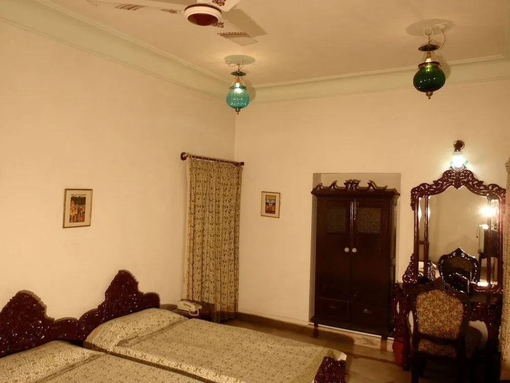 Palkiya Haveli - A Heritage Home - фото 3