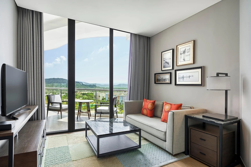 Intercontinental Phu Quoc Long Beach Resort