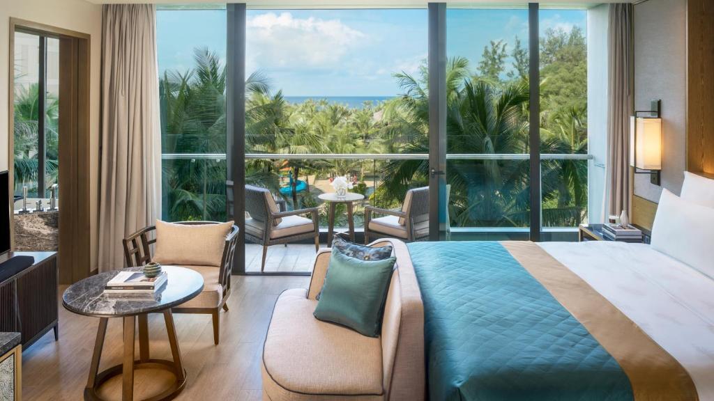 Intercontinental Phu Quoc Long Beach Resort
