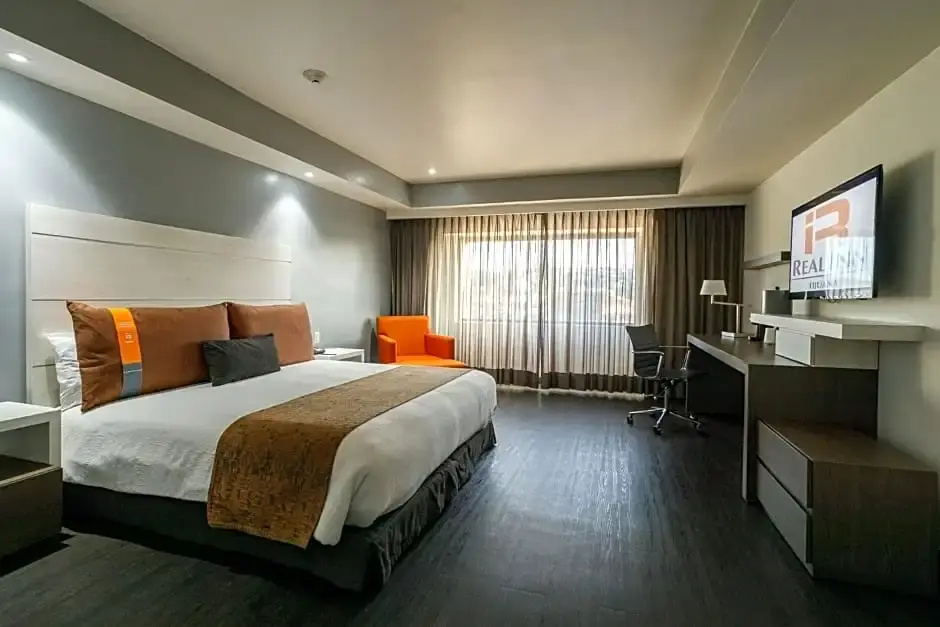 Executive Double room (full double bed)