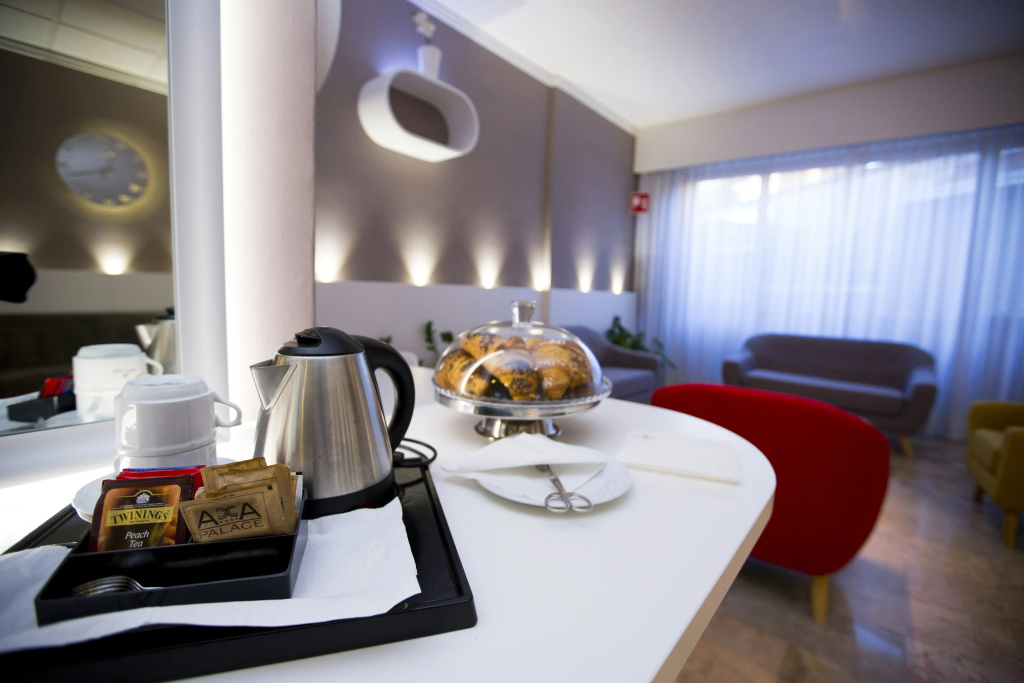 Hotel photo 12