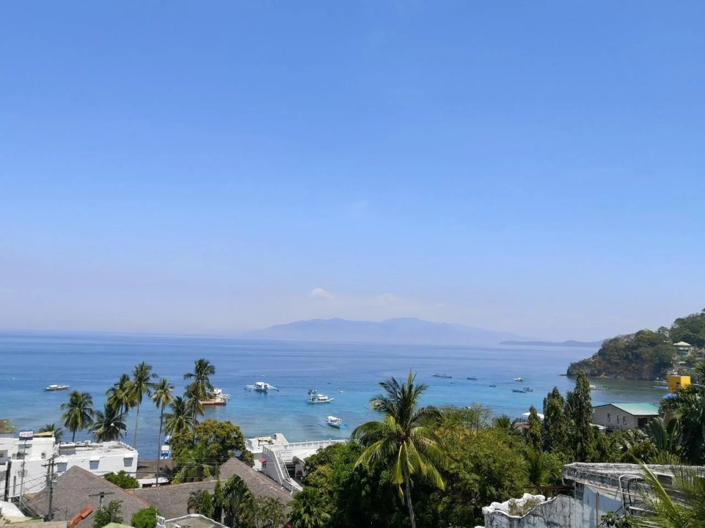 Beach & Waterfront
