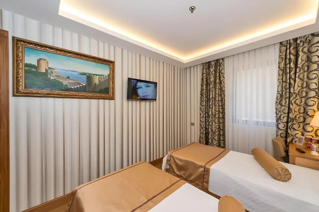 Aprilis Gold Hotel — фото