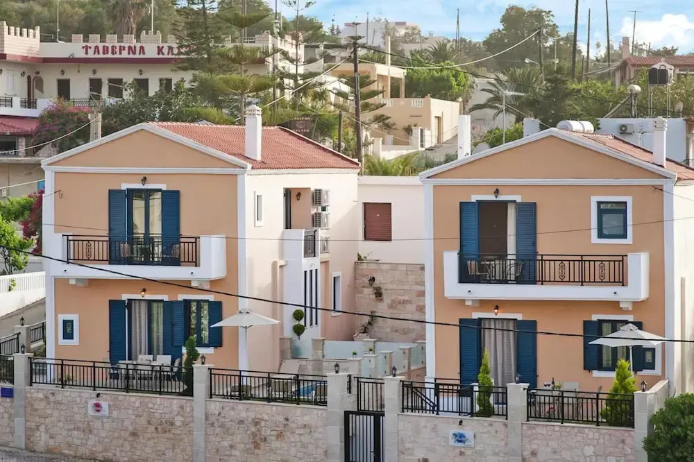 Apartment Just Steps From the Sea
