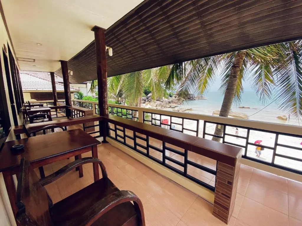 Superior Double room with sea view (full double bed)