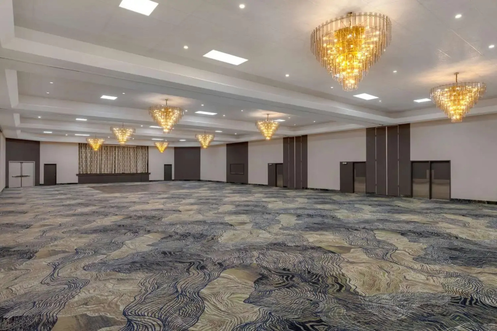 DoubleTree by Hilton Kingston