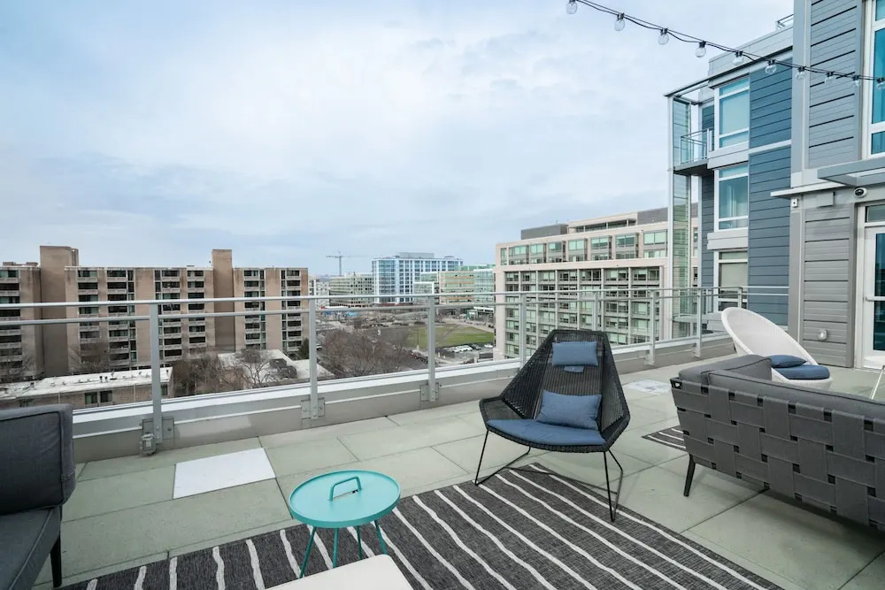 2 Bedroom at Southwest Waterfront