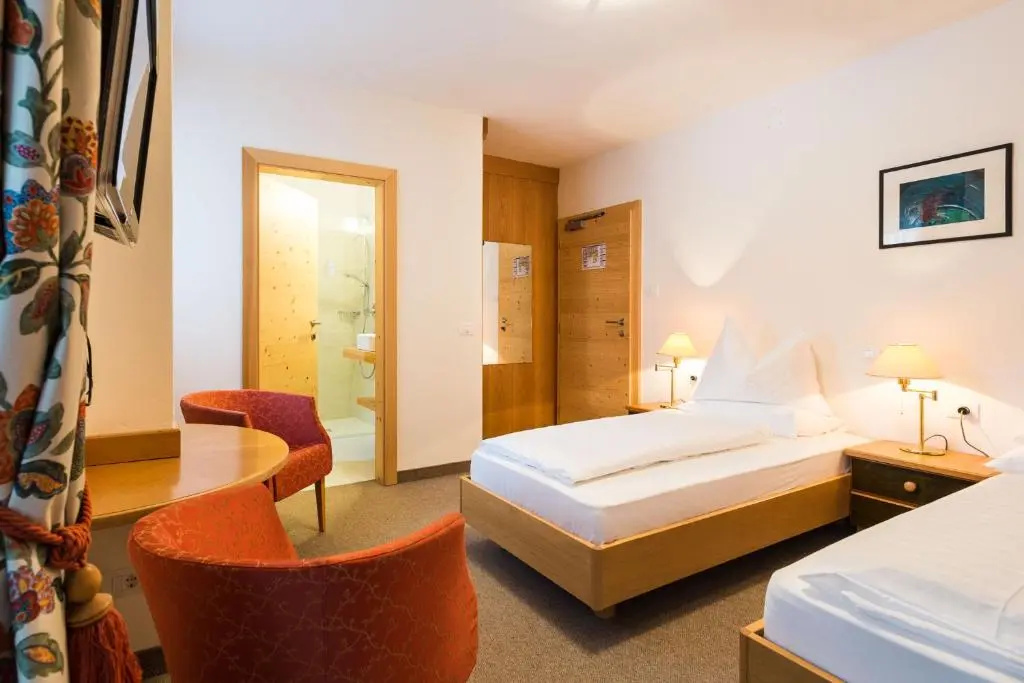 Economy room