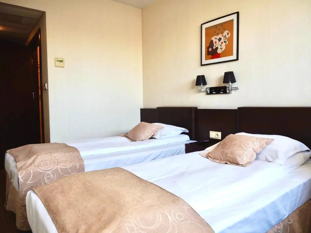 Iness Hotel - Chambres