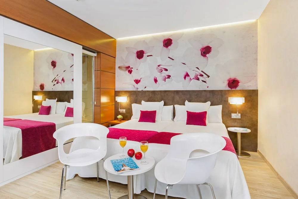 Superior Double room with balcony and with pool view (full double bed)