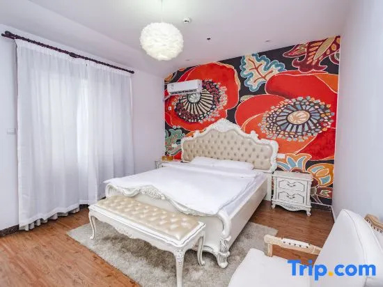 Deluxe Suite with balcony