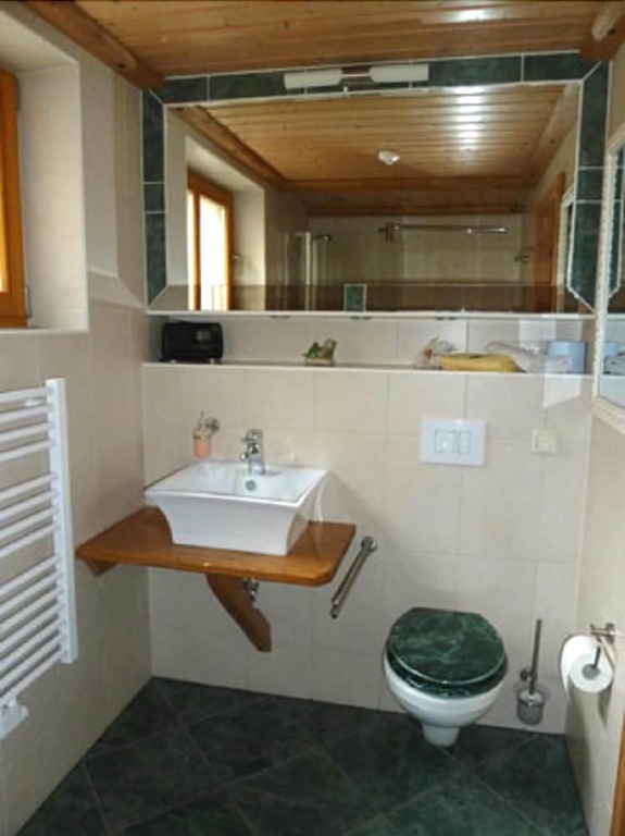 gallery_image_hidden_30