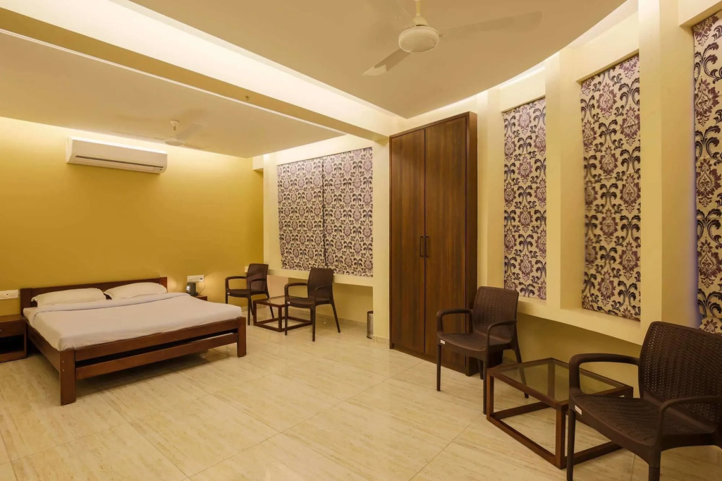 Lobby & Reception