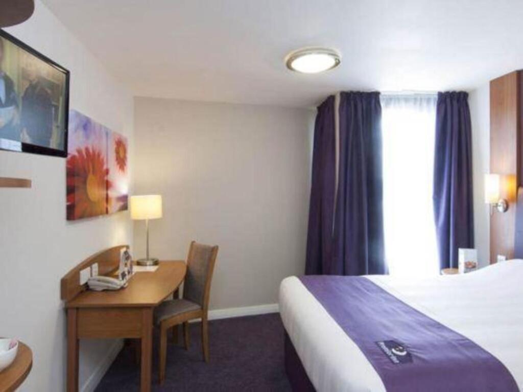 gallery_image_hidden_13