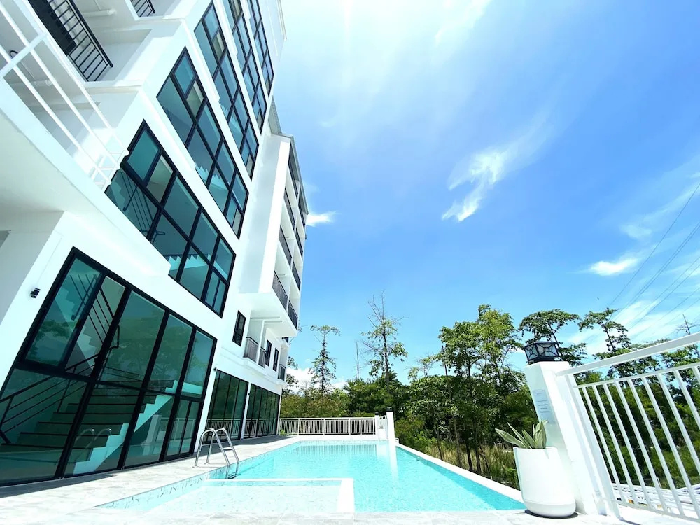 Balcony & Terrace
