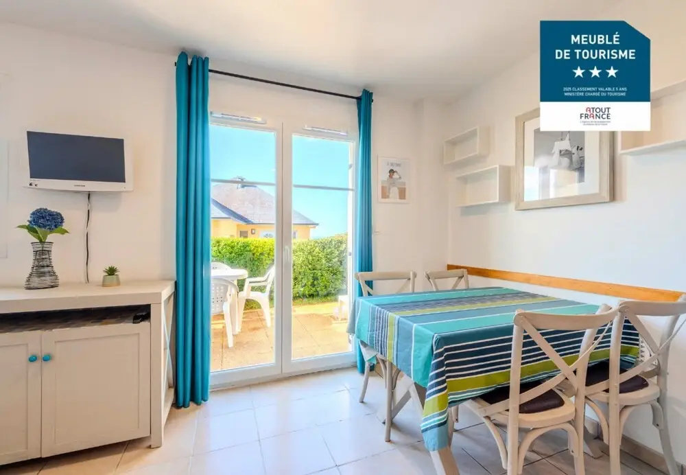 Afficher la photo 7 — Peaceful Coastal Stay With Access to Pool