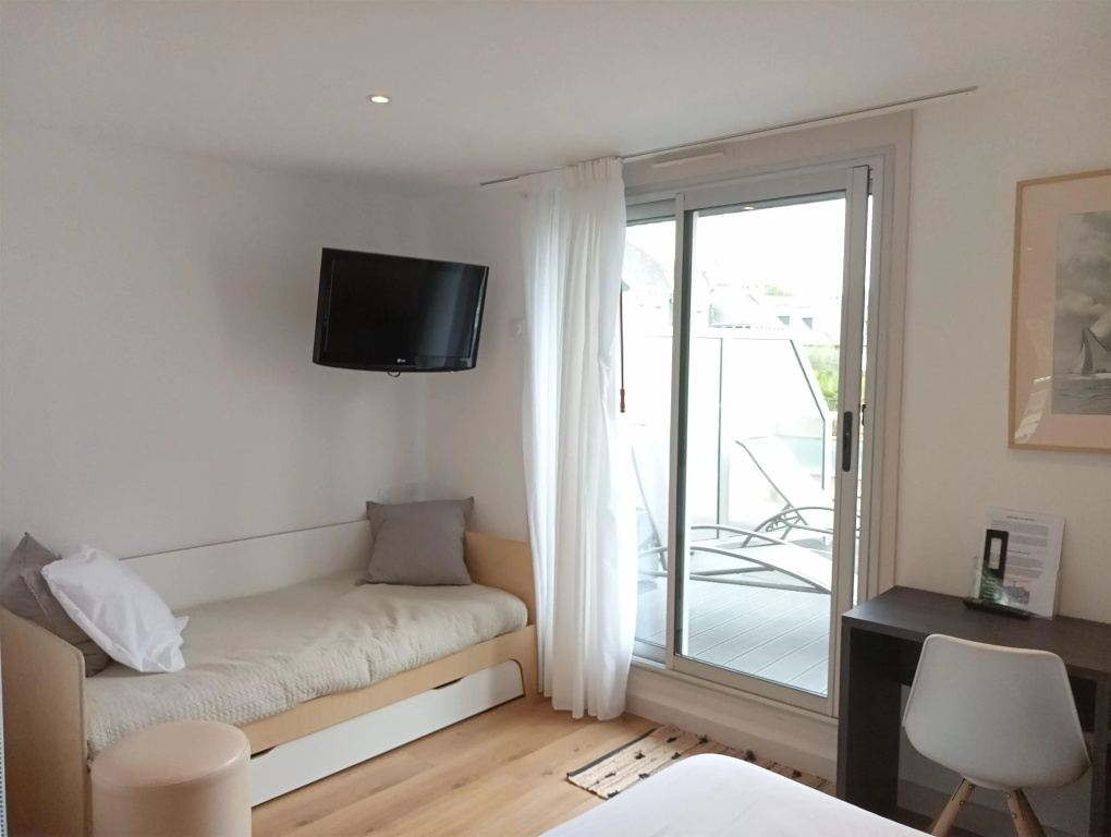 Quadruple Studio with balcony