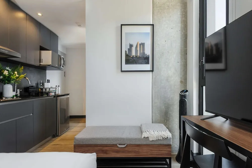 w Inviting Loft in the Heart of Interlomas