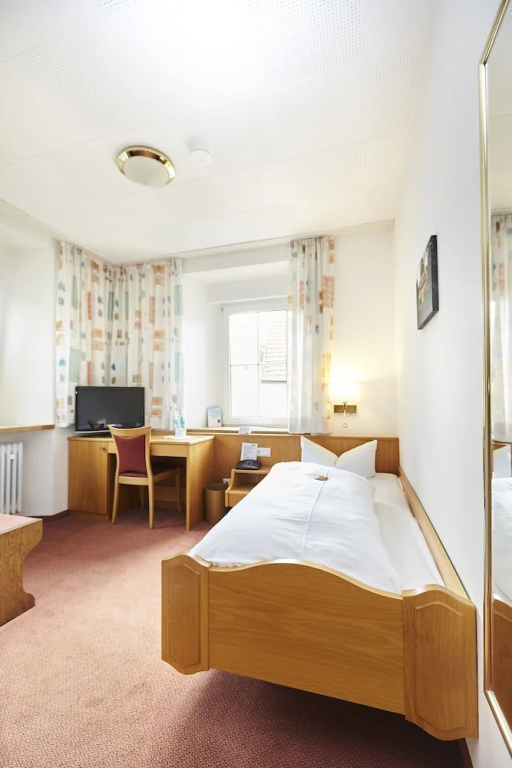 Flair Hotel Gasthof zum Hirsch - Chambres