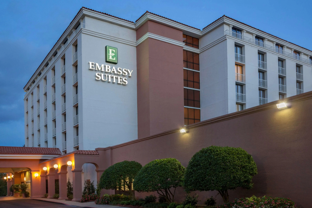 Embassy Suites Hotel Baton Rouge — фото