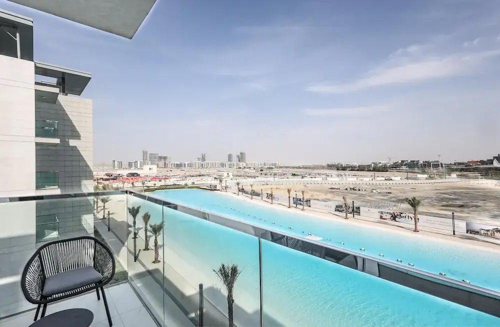 Elite LUX Holiday Homes - Lagoon View 1 BR Luxury Oasis in MBR Dubai