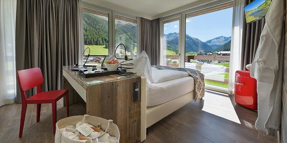 Двухместный номер Deluxe с балконом двуспальная кровать в Hotel Sporting - Family Hospitality
