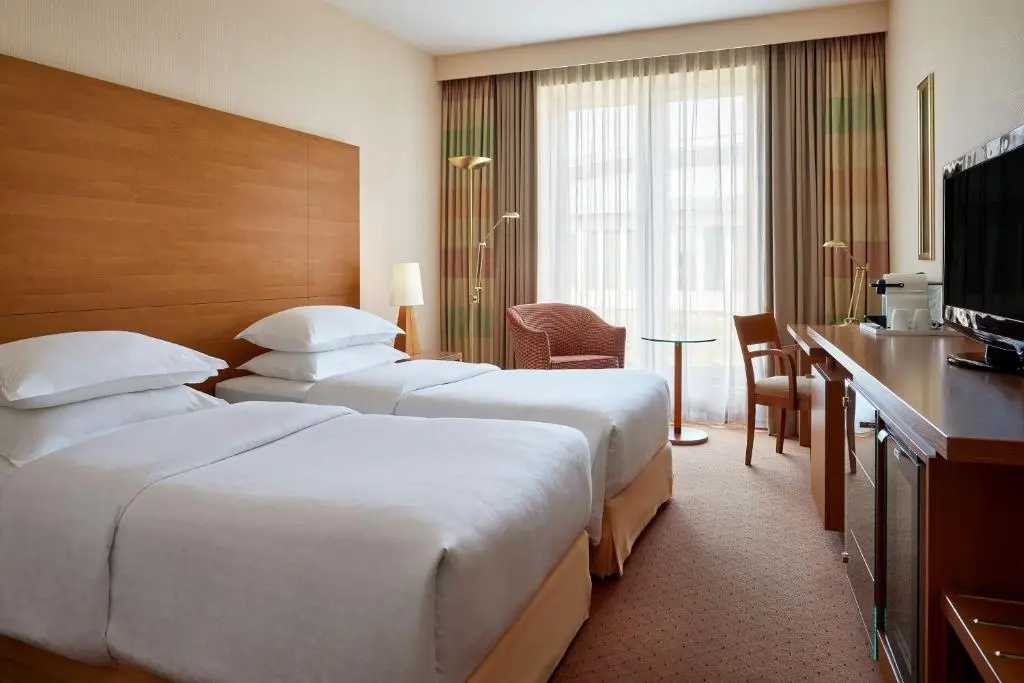 Sheraton Duesseldorf Airport Hotel - Chambres