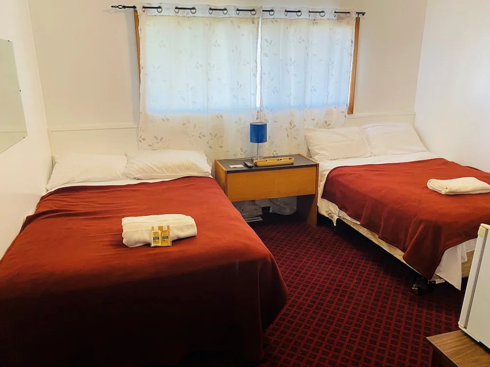 Standard Double room (twin beds)