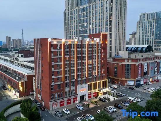 Starway Hotel (Taicang Yuexing Home Furnishing Plaza) in Suzhou
