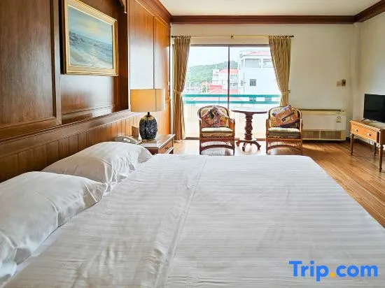 Двухместный номер Deluxe двуспальная кровать в Sirin Hotel Hua Hin