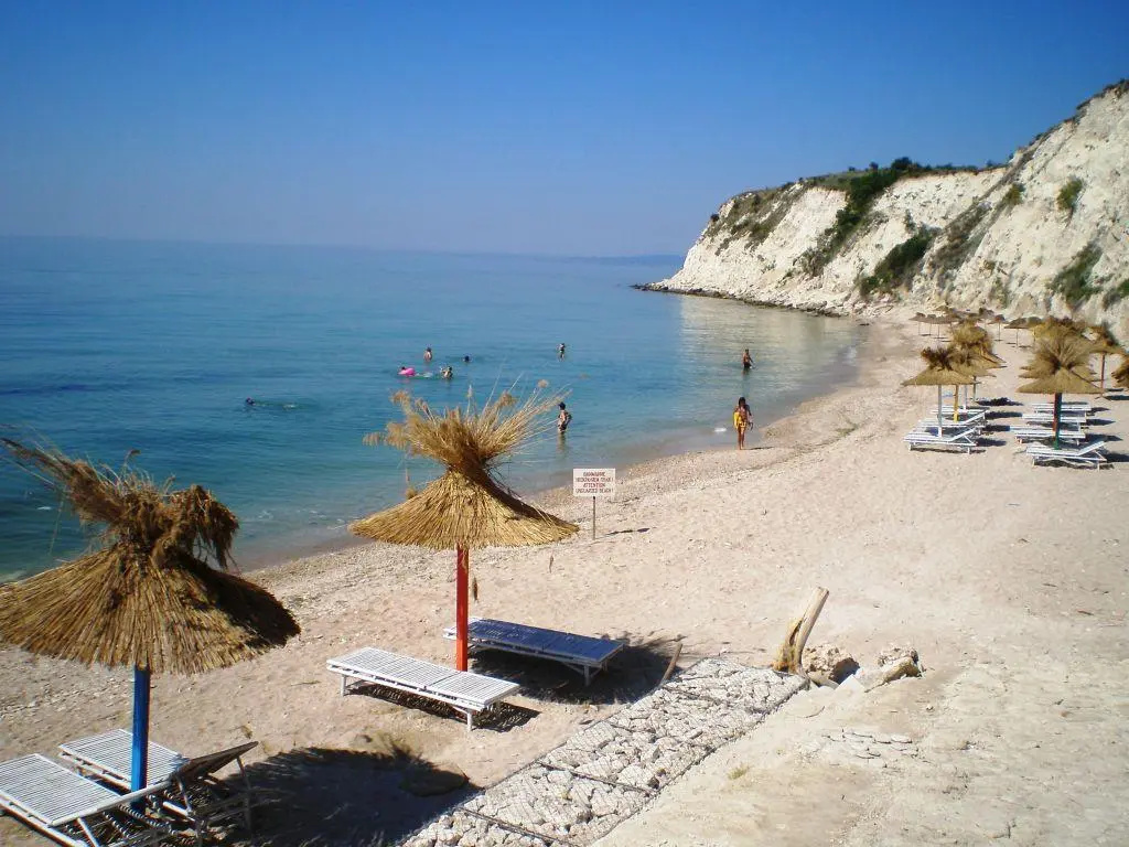 Beach & Waterfront