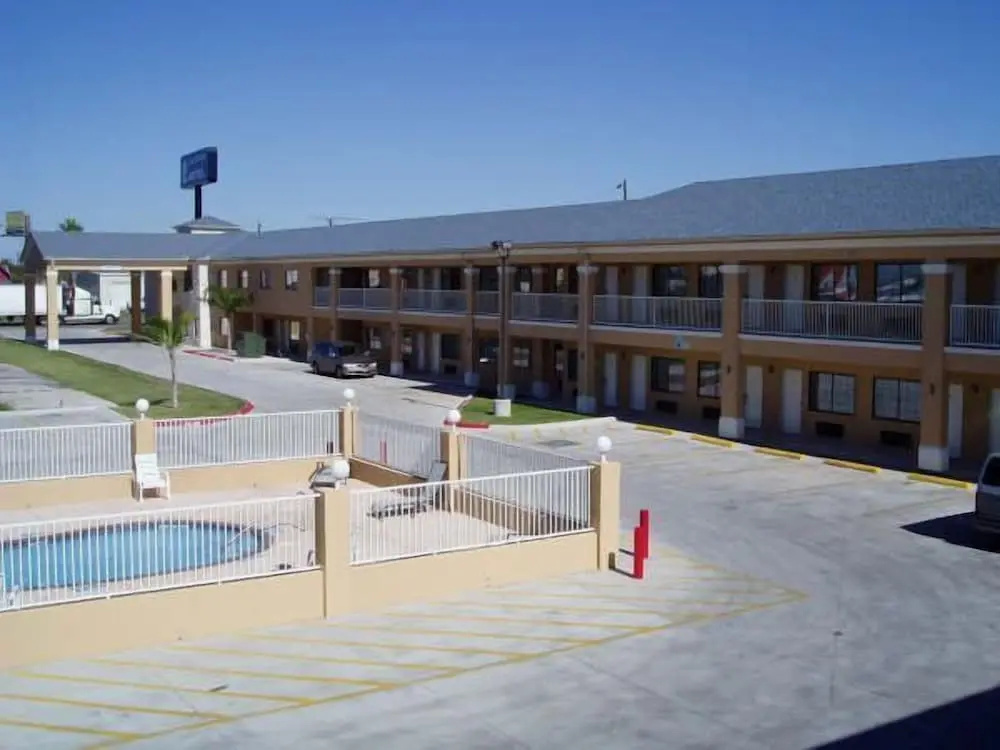 La Vista Hotel