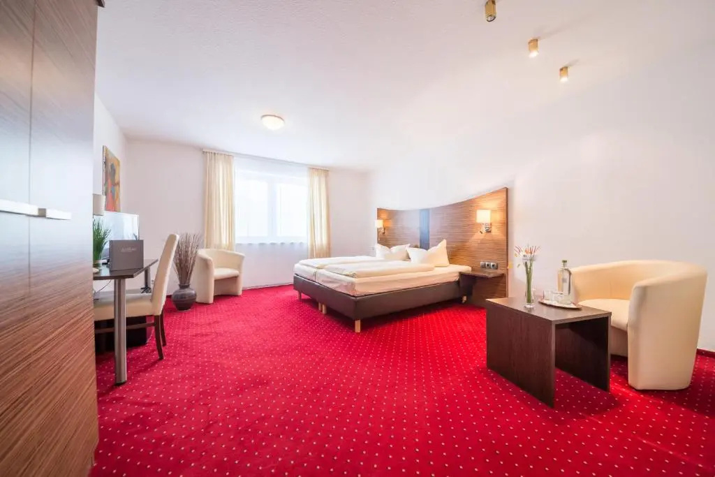 Economy room