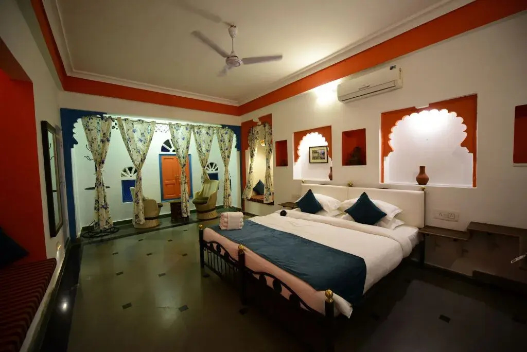 Hotel Udai Niwas By Lake Udaipur