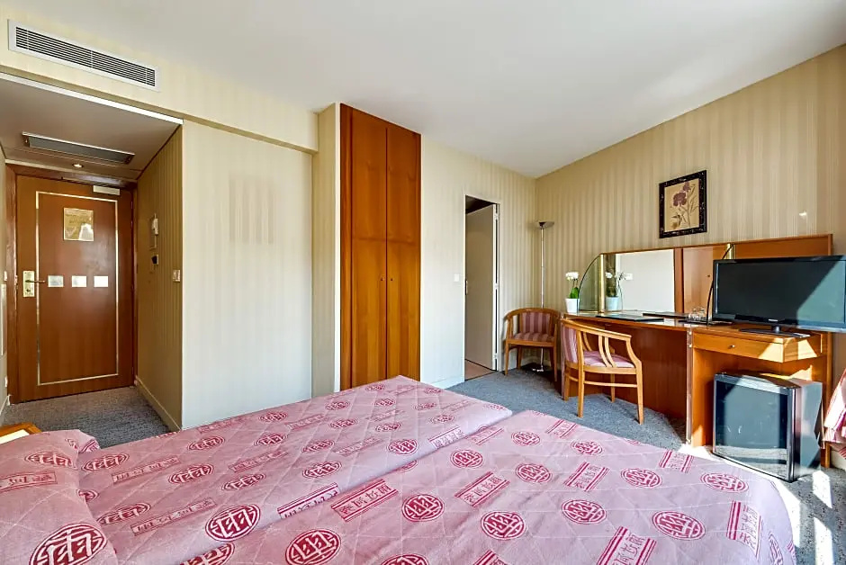 Classic Double room (twin beds)