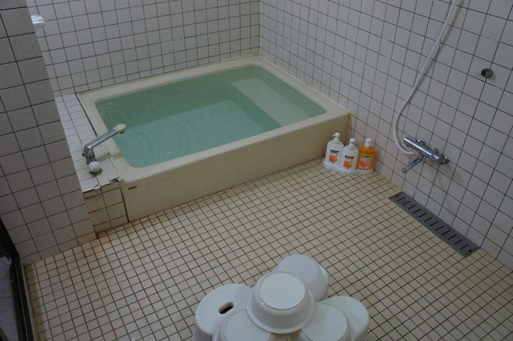 Miyoshiya Ryokan by null