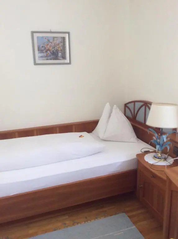 Fertschey Pension - Chambres