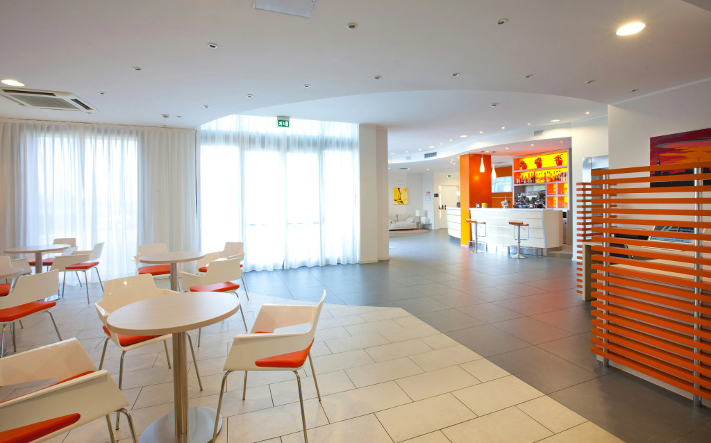 Holiday Inn Express Reggio Emilia by IHG - Général