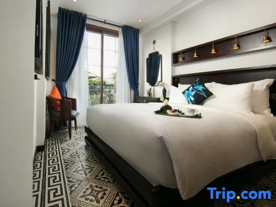 Suite with balcony