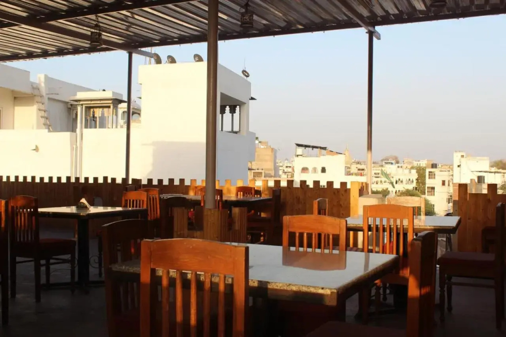 Hotel photo 13