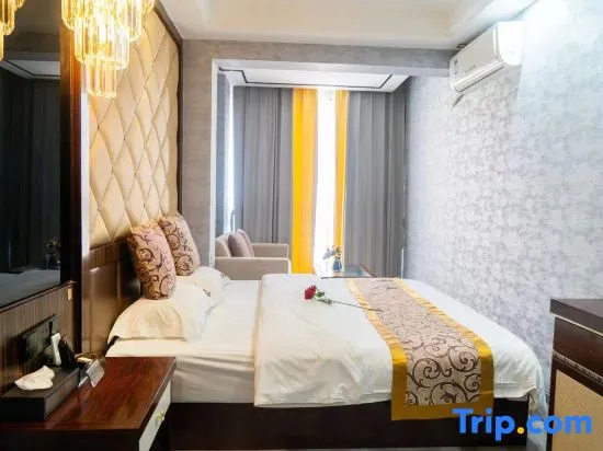 Deluxe Double room (full double bed)