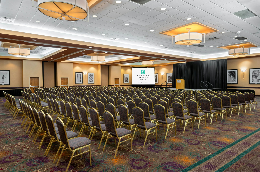 Embassy Suites by Hilton Kansas City International Airport - Général