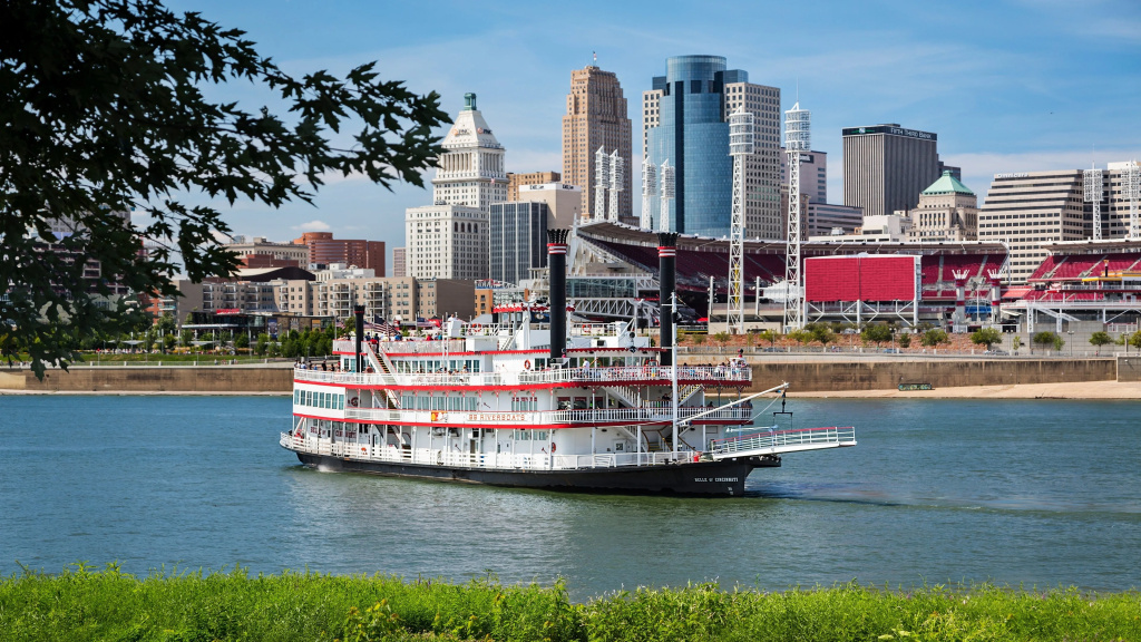Holiday Inn Cincinnati-Riverfront by IHG - Général