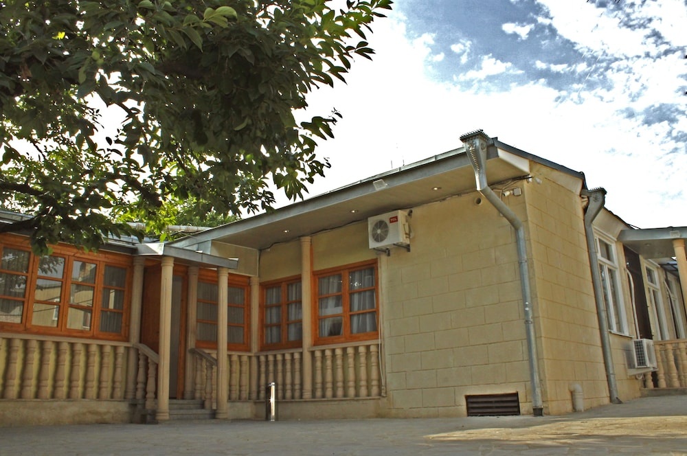 Hotel Tiflis Garden