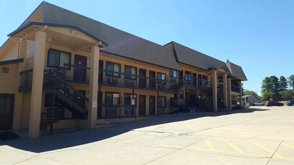 Hotel photo 12