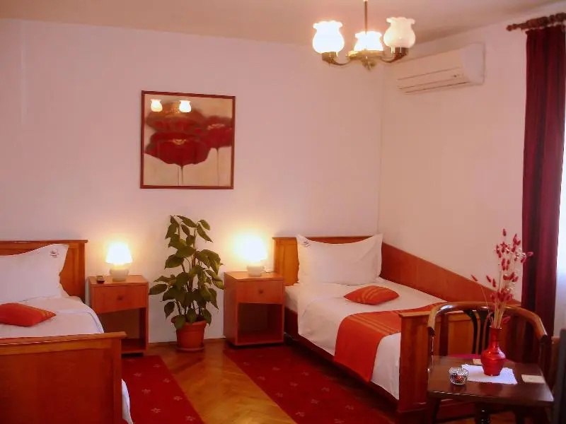 Hotel Escala - Chambres