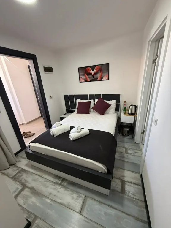 Economy room