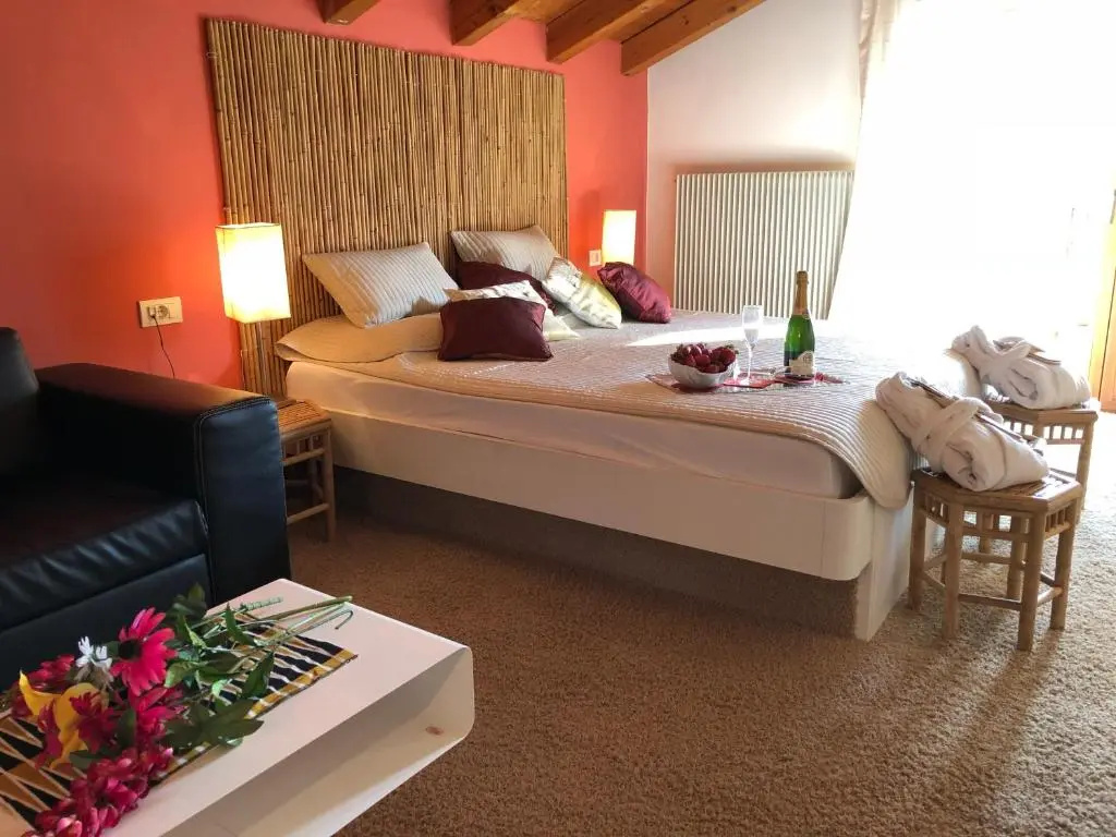 Standard Double room with balcony (full double bed)